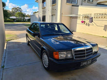 Load image into Gallery viewer, Mercedes 190e Cosworth