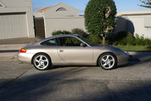 Load image into Gallery viewer, Porsche 911