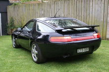 Load image into Gallery viewer, Porsche 928GTS