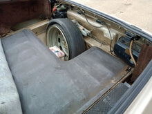 Load image into Gallery viewer, Porsche 944 1985