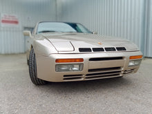Load image into Gallery viewer, Porsche 944 1985