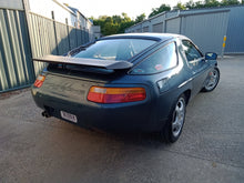 Load image into Gallery viewer, Porsche 928 S4