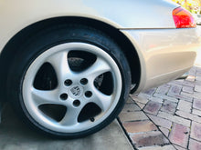Load image into Gallery viewer, Porsche 911