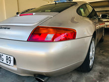Load image into Gallery viewer, Porsche 911