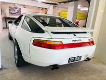 Load image into Gallery viewer, Porsche 1993 928GTS