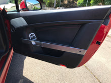 Load image into Gallery viewer, Aston Martin V8 Vantage