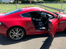 Load image into Gallery viewer, Aston Martin V8 Vantage