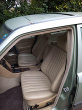 Load image into Gallery viewer, Mercedes 1990 230E
