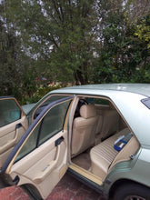 Load image into Gallery viewer, Mercedes 1990 230E
