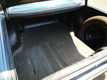 Load image into Gallery viewer, Mercedes 1972 280CE
