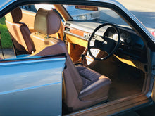 Load image into Gallery viewer, Mercedes 1983 380SEC
