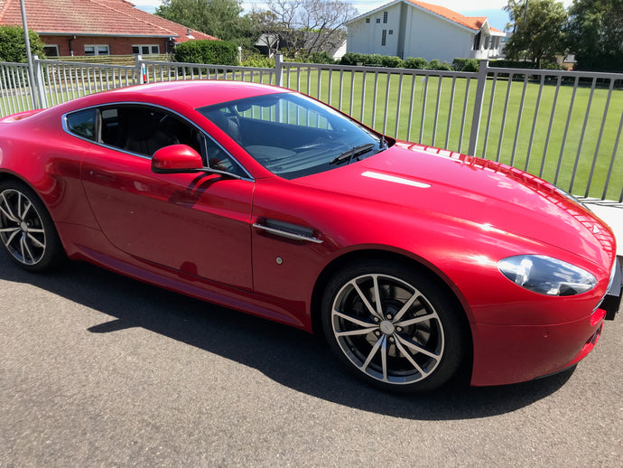 Aston Martin V8 Vantage